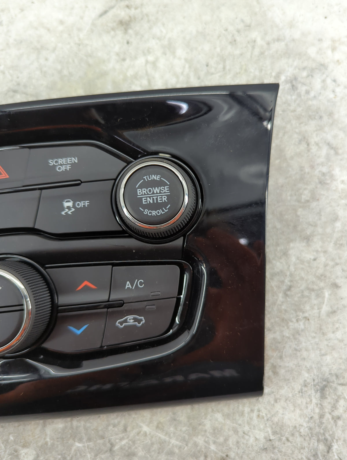 2017-2022 Chrysler 300 Climate Control Module Temperature AC/Heater Replacement P/N:P68293636AE 82670688 Fits OEM Used Auto 