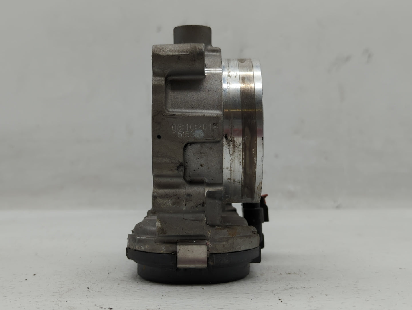 2011-2022 Chrysler 300 Throttle Body P/N:05184349AE 05184349AC Fits OEM Used Auto Parts - Oemusedautoparts1.com