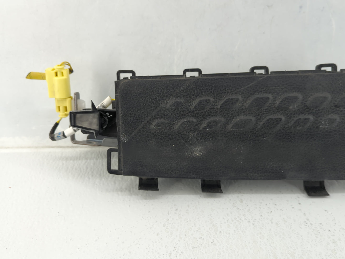 2015-2022 Chrysler 300 Driver Left Rear Power Window Switch Ga332-05040 - Oemusedautoparts1.com