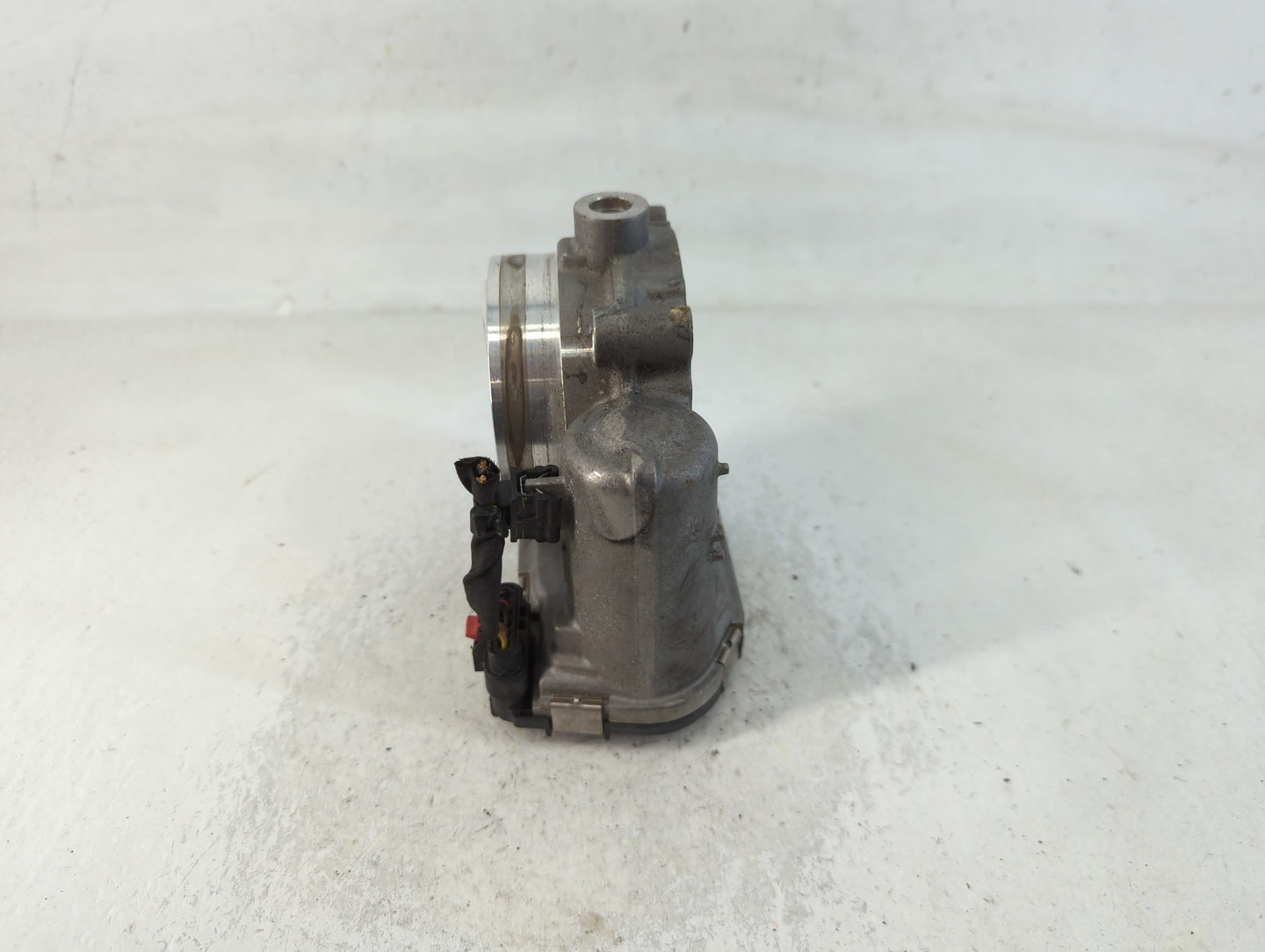 2011-2022 Chrysler 300 Throttle Body P/N:05184349AE Fits Fits 2011 2012 2013 2014 2015 2016 2017 2018 2019 2020 2021 2022 OE