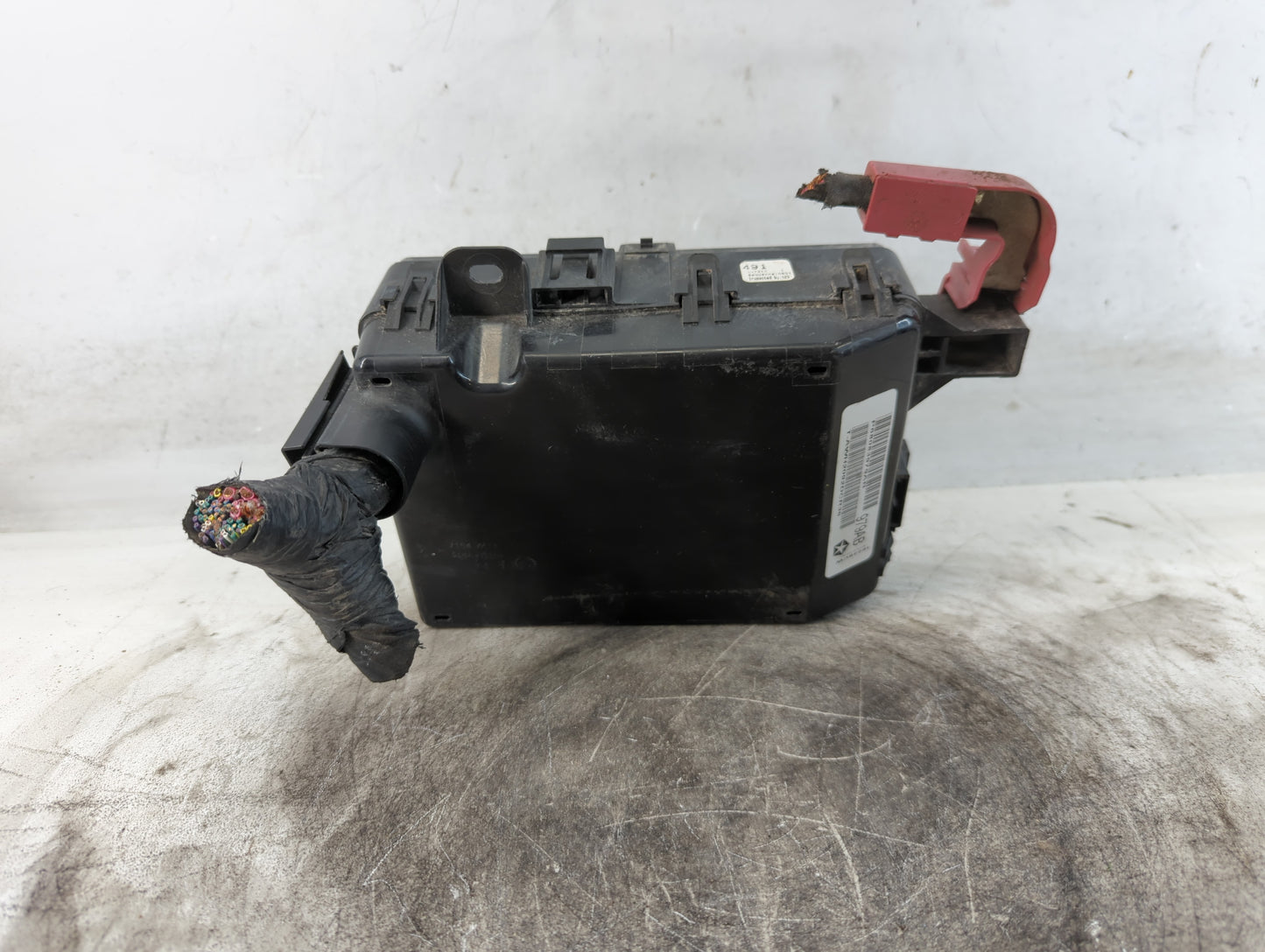 2011-2022 Chrysler 300 Radiator Coolant Overflow Expansion Tank Bottle 859330 - Oemusedautoparts1.com