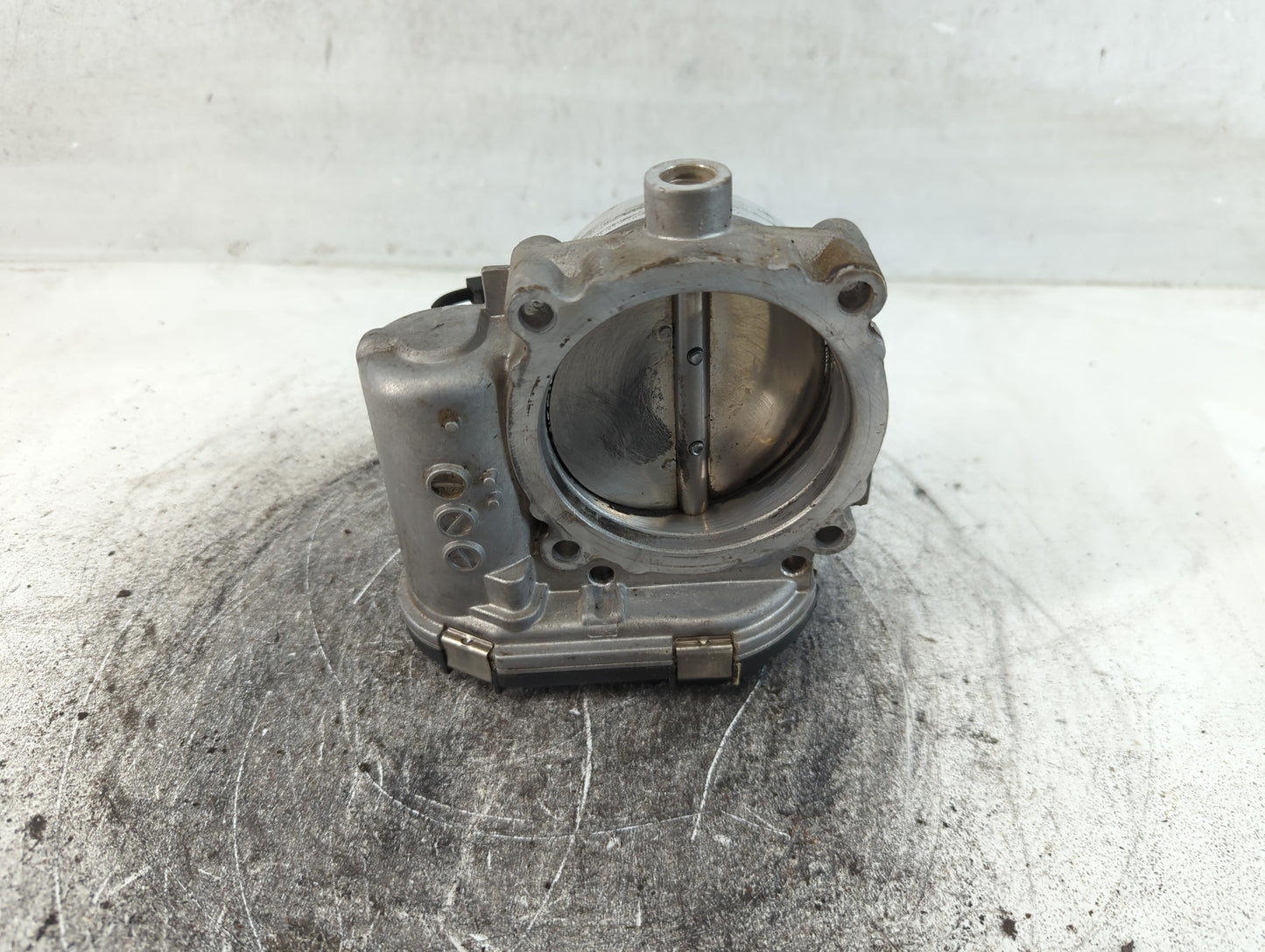 2011-2022 Chrysler 300 Throttle Body P/N:05184349AC Fits Fits 2011 2012 2013 2014 2015 2016 2017 2018 2019 2020 2021 2022 OE