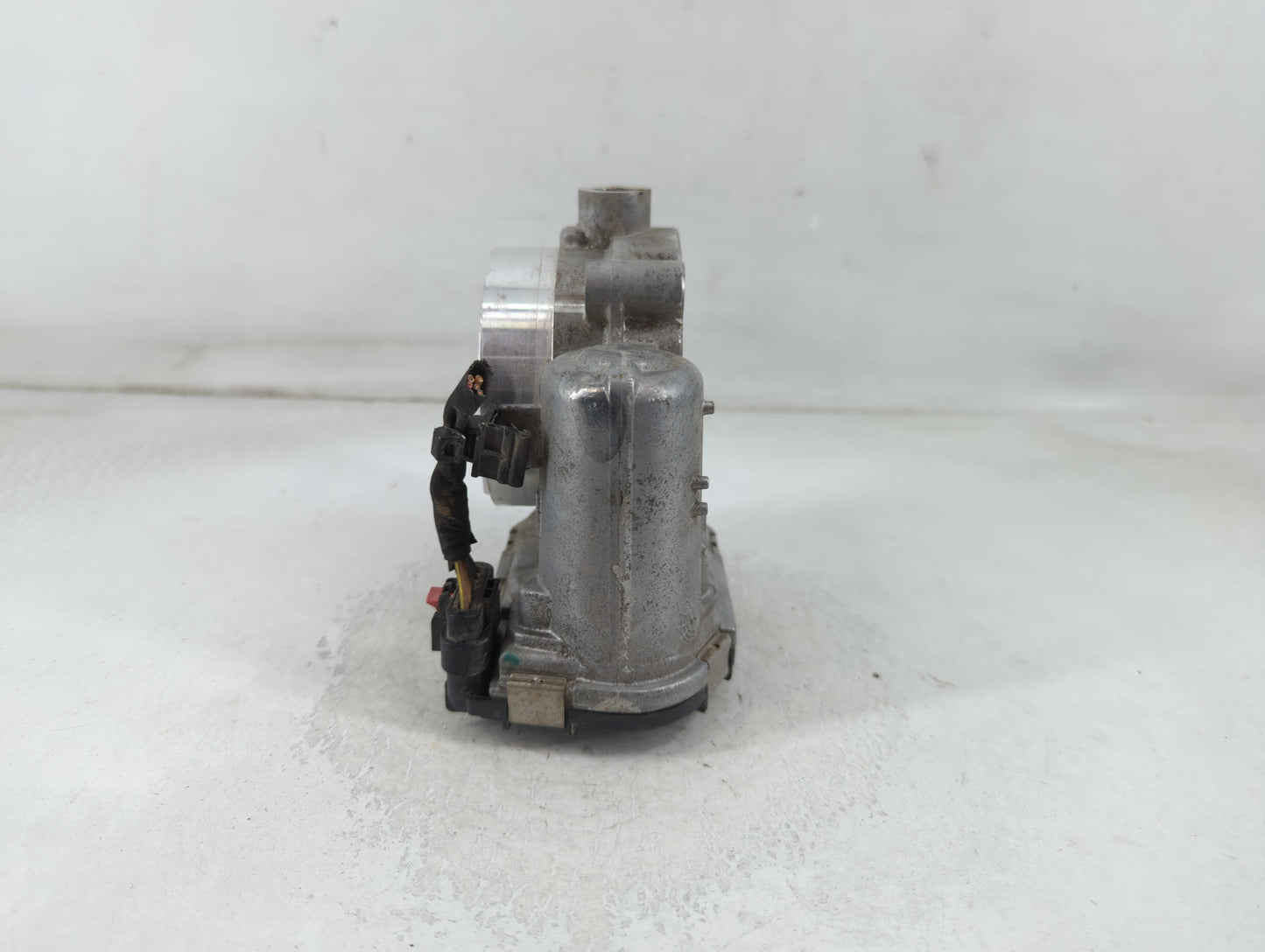 2011-2022 Chrysler 300 Throttle Body P/N:05184349AC Fits Fits 2011 2012 2013 2014 2015 2016 2017 2018 2019 2020 2021 2022 OE