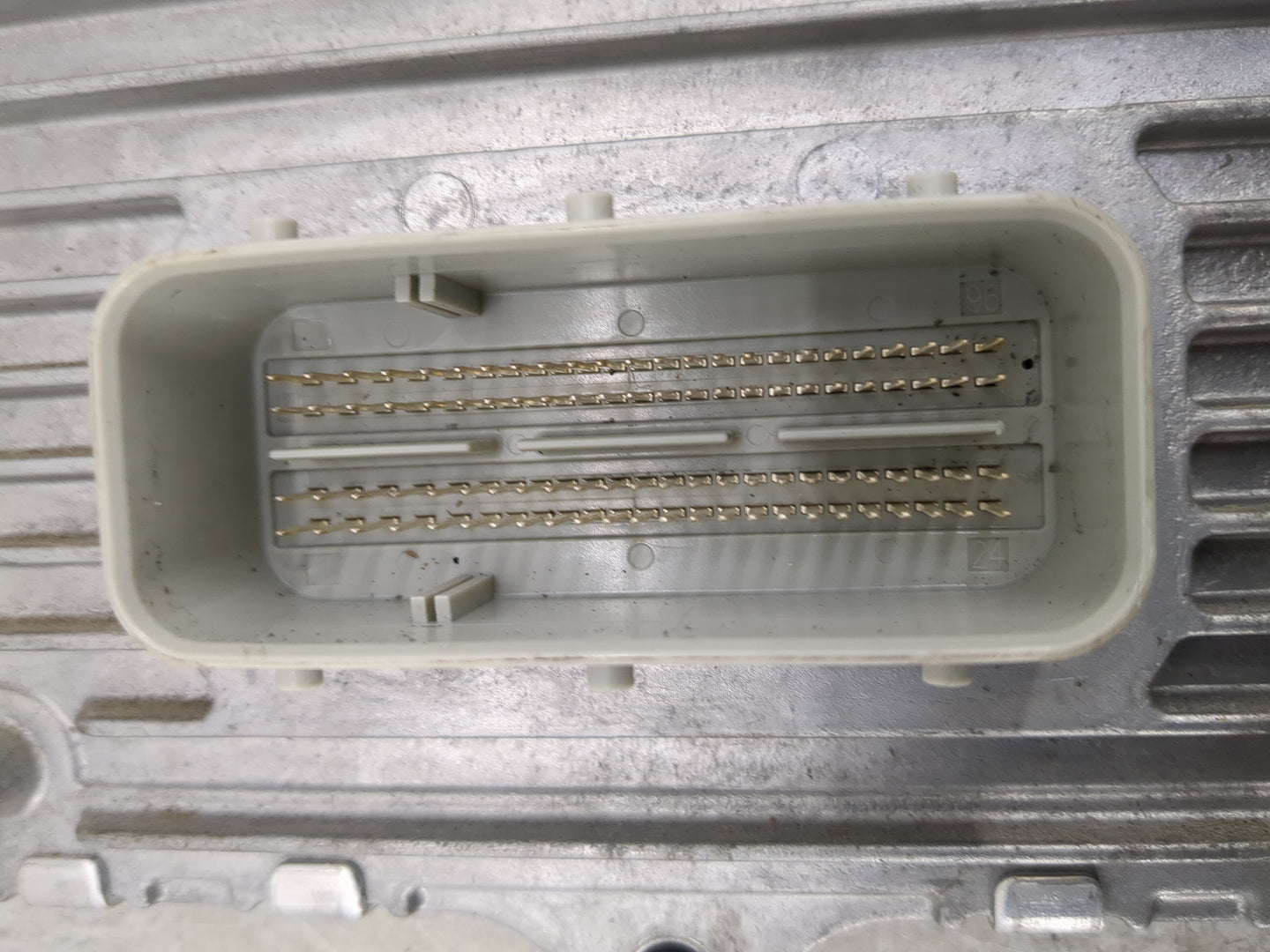 2019 Chrysler Chr300 PCM Engine Control Computer ECU ECM PCU OEM P/N:P68330904AA T00EP1359HBRF8, A2C7576940000 Fits Fits 201