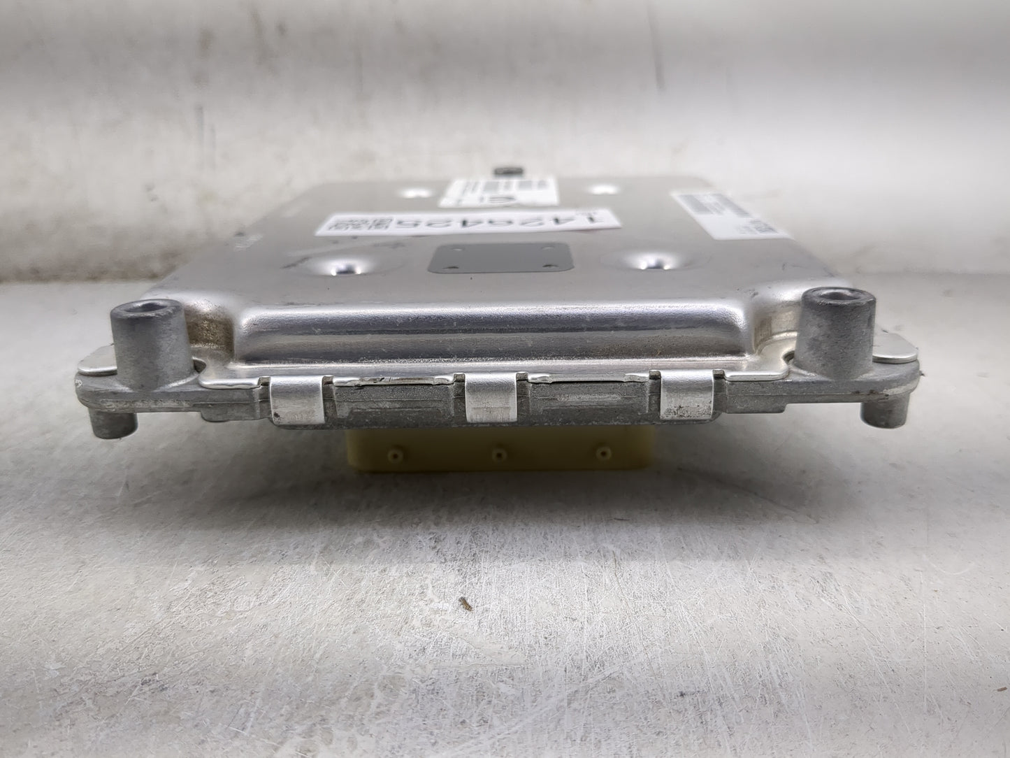 2019 Chrysler Chr300 PCM Engine Control Computer ECU ECM PCU OEM P/N:P68330904AA T00EP1359HBRF8, A2C7576940000 Fits Fits 201