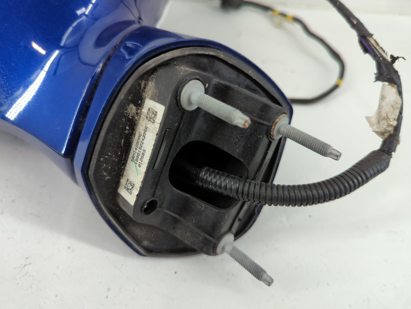 2017-2019 Chrysler Pacifica Passenger Side View Mirror - Right Door Mirror OEM Used - Oemusedautoparts1.com