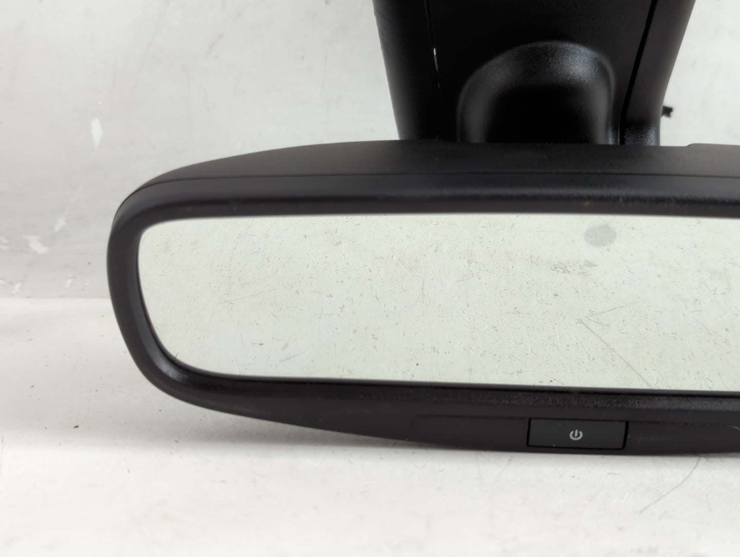 2019 Chrysler Pacifica Interior Rear View Mirror Replacement OEM P/N:E11048417 Fits OEM Used Auto Parts - Oemusedautoparts1.