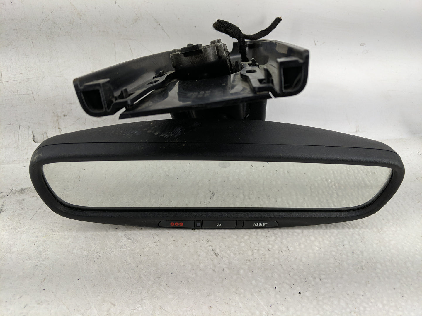 2019 Chrysler Pacifica Interior Rear View Mirror Replacement OEM P/N:E11048417 Fits OEM Used Auto Parts - Oemusedautoparts1.