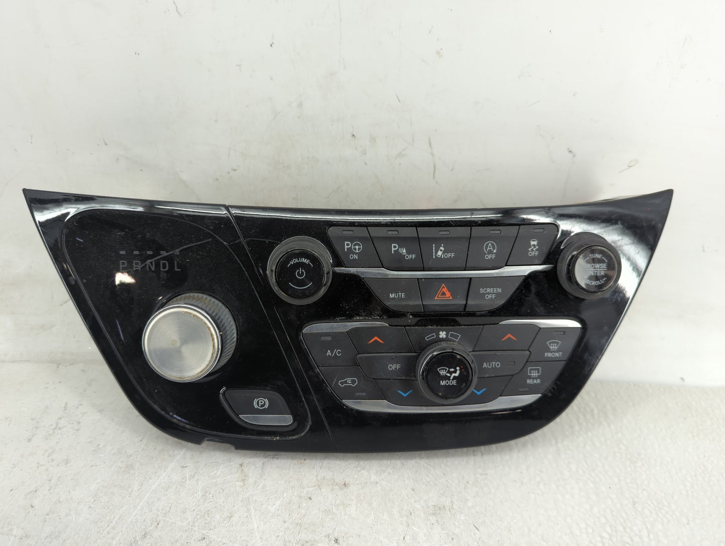 2018-2020 Chrysler Pacifica Climate Control Module Temperature AC/Heater Replacement P/N:P6EV491X8AB Fits Fits 2018 2019 202