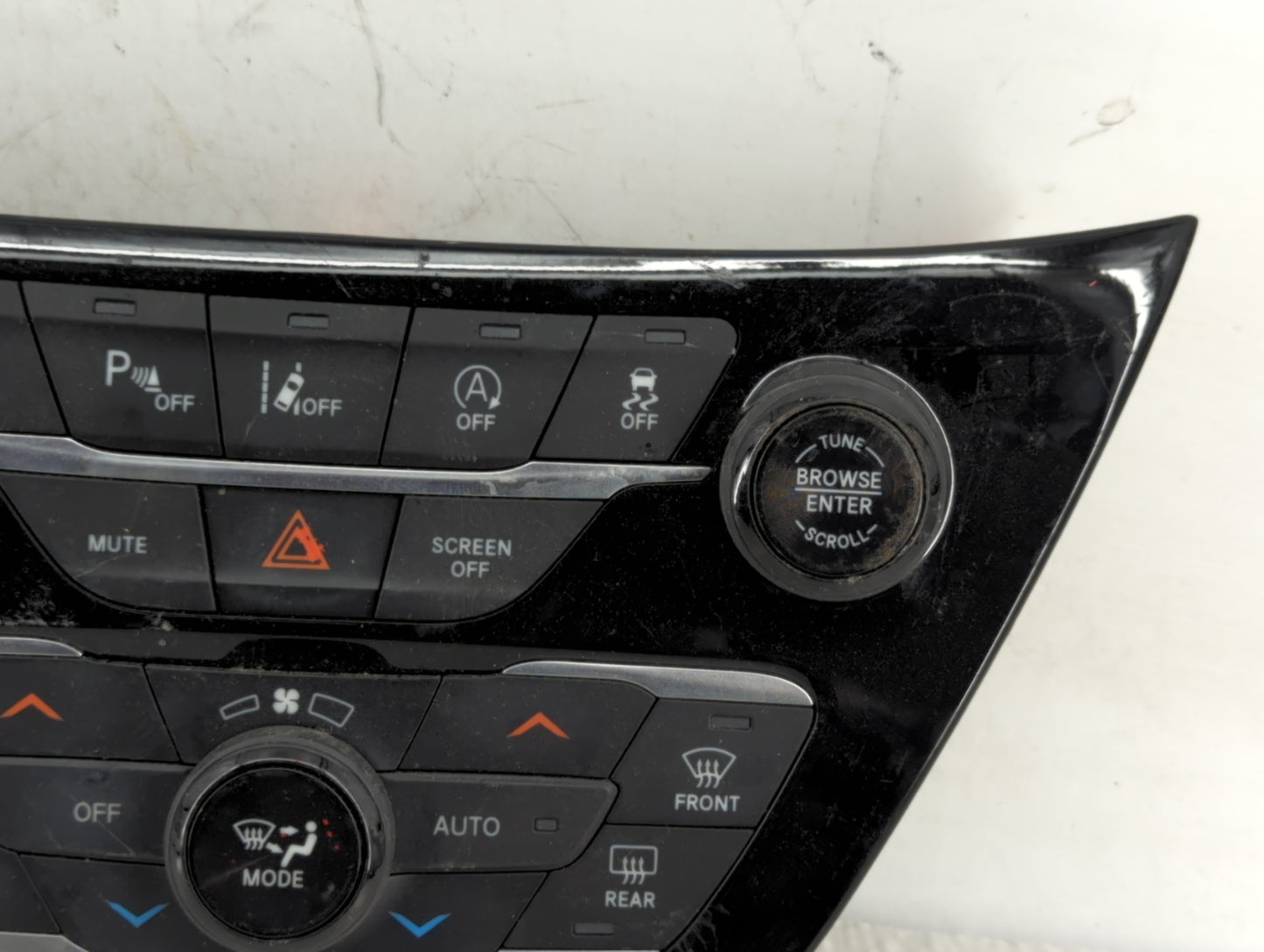 2018-2020 Chrysler Pacifica Climate Control Module Temperature AC/Heater Replacement P/N:P6EV491X8AB Fits Fits 2018 2019 202