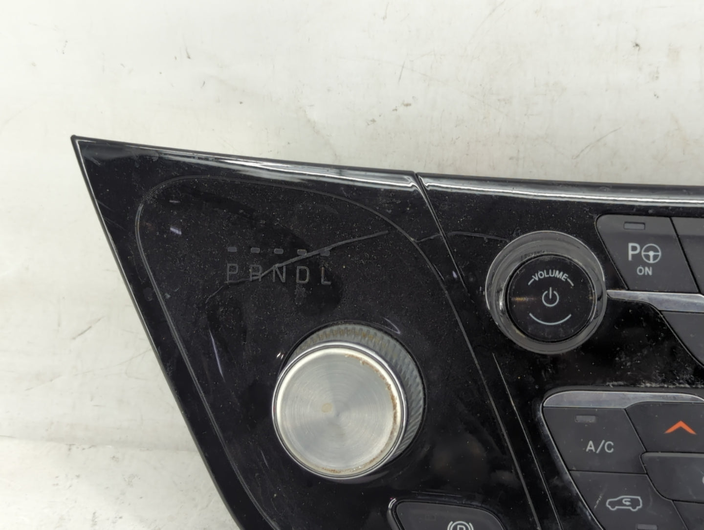 2018-2020 Chrysler Pacifica Climate Control Module Temperature AC/Heater Replacement P/N:P6EV491X8AB Fits Fits 2018 2019 202