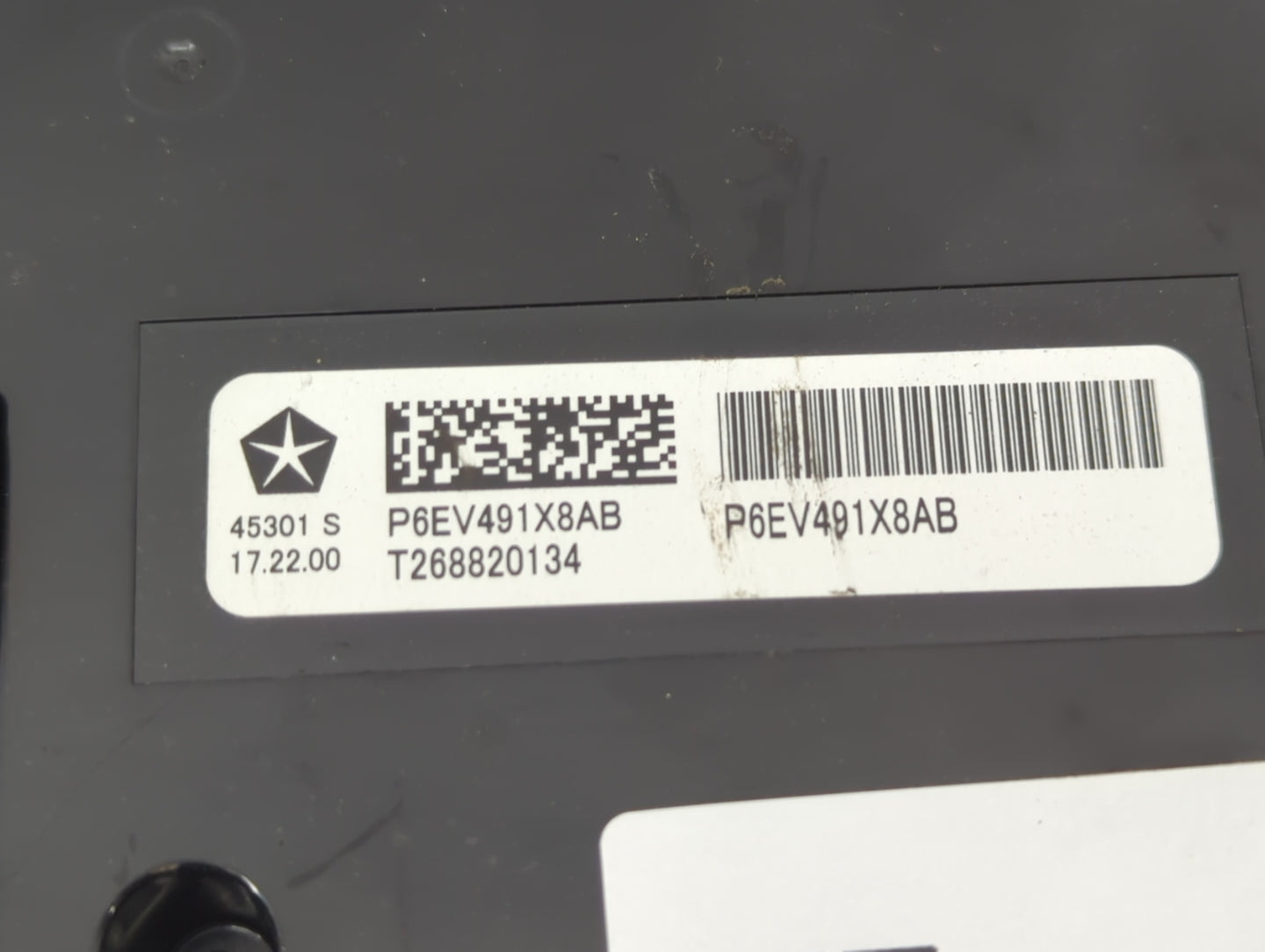2018-2020 Chrysler Pacifica Climate Control Module Temperature AC/Heater Replacement P/N:P6EV491X8AB Fits Fits 2018 2019 202