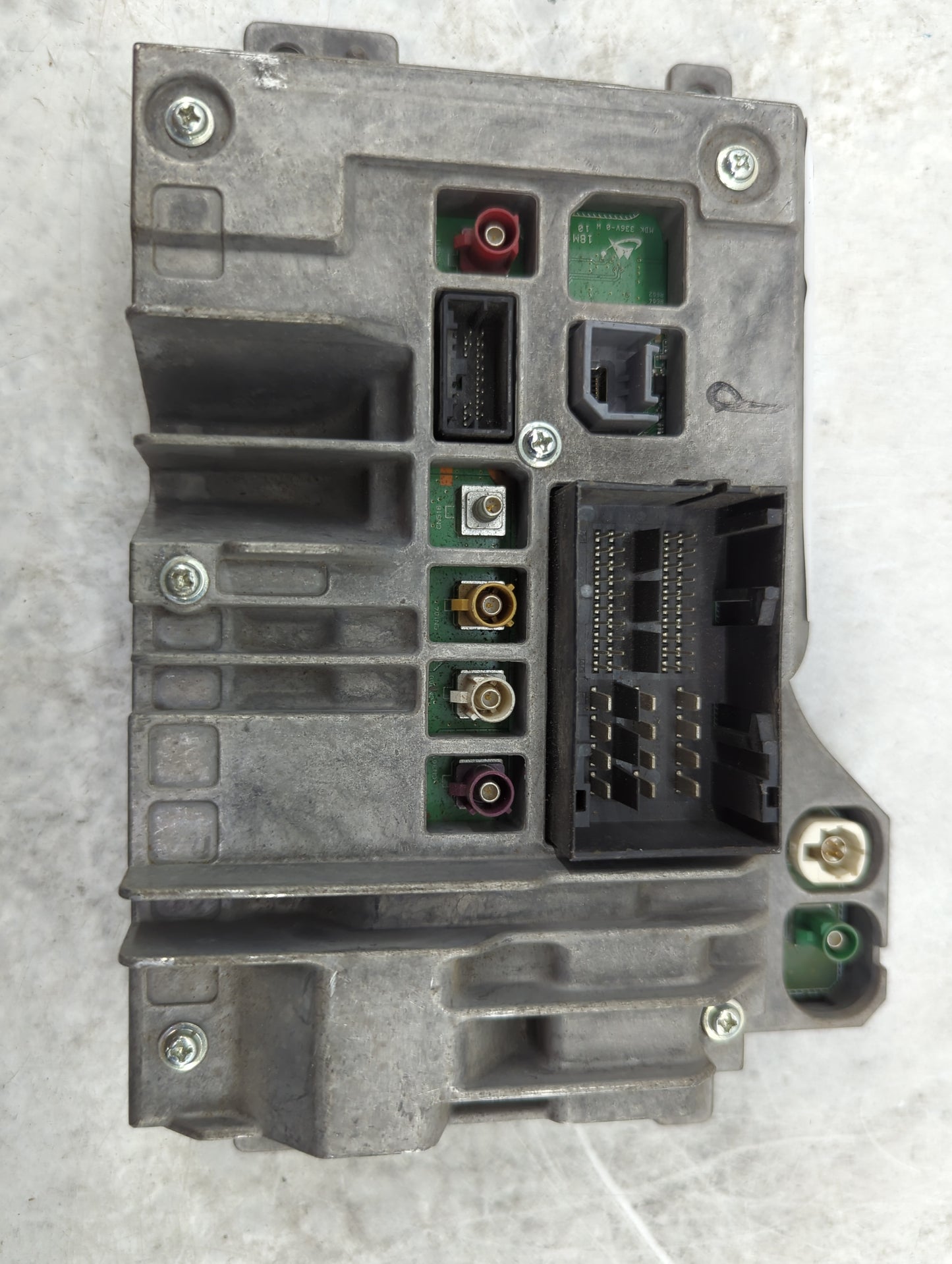 2019-2020 Chrysler Pacifica Communication Control Module - Oemusedautoparts1.com