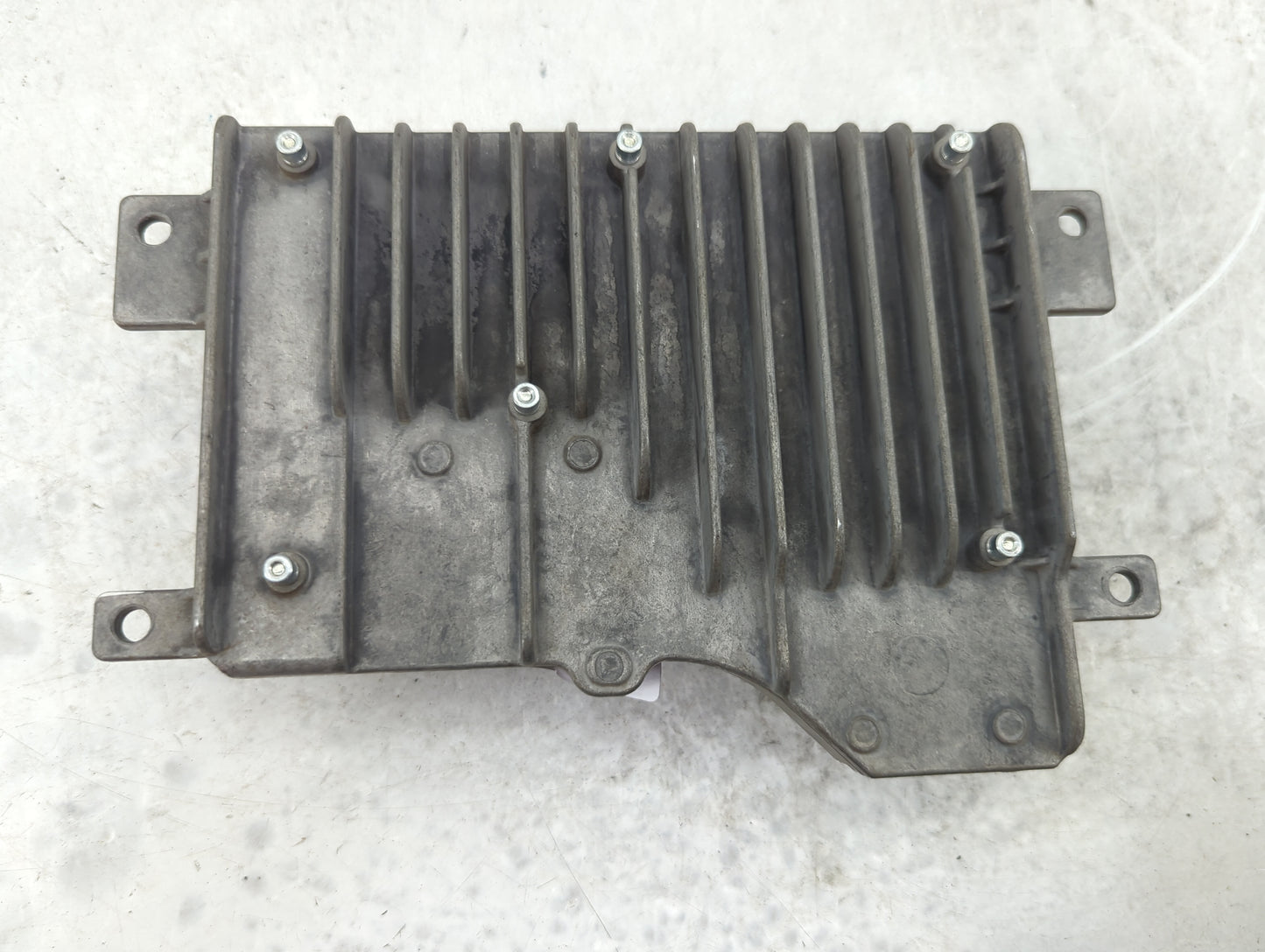 2019-2020 Chrysler Pacifica Communication Control Module - Oemusedautoparts1.com