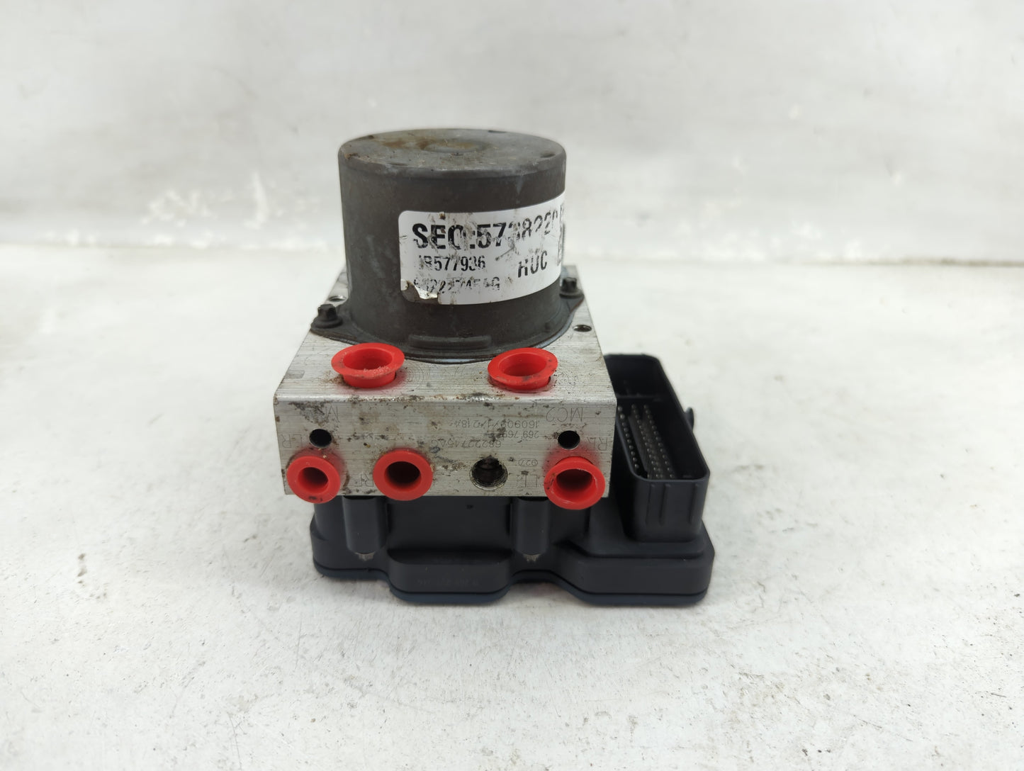 2019-2020 Chrysler Pacifica ABS Pump Control Module Replacement P/N:P68222745AG Fits Fits 2019 2020 OEM Used Auto Parts - Oe