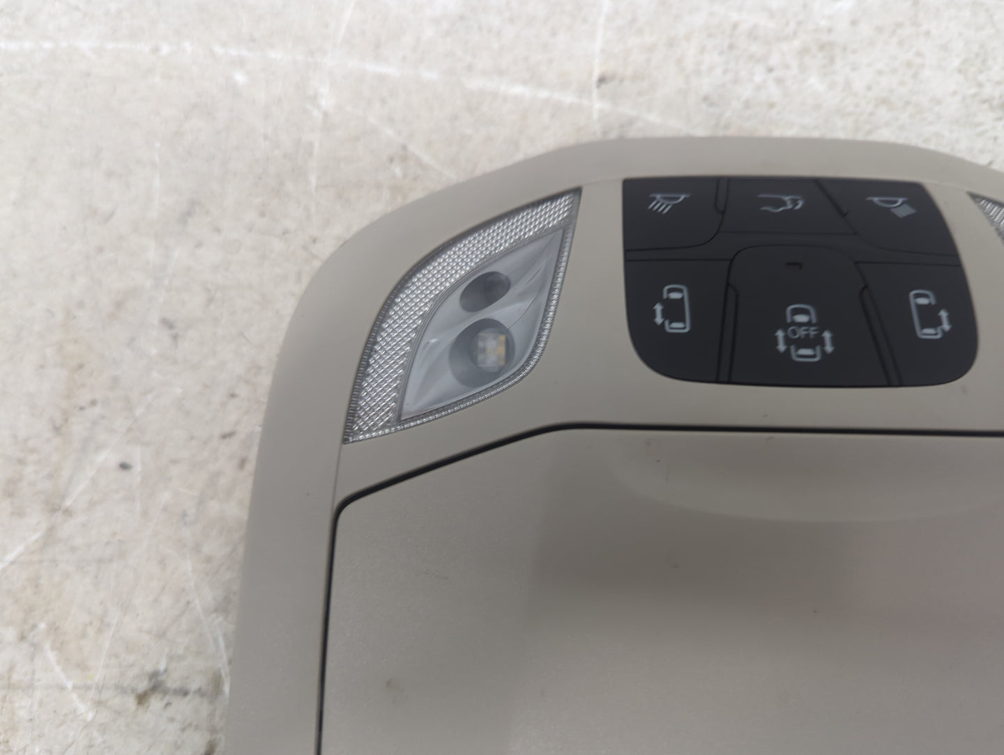 2018-2021 Chrysler Pacifica Overhead Console W/rear Climate Control 1482768 - Oemusedautoparts1.com