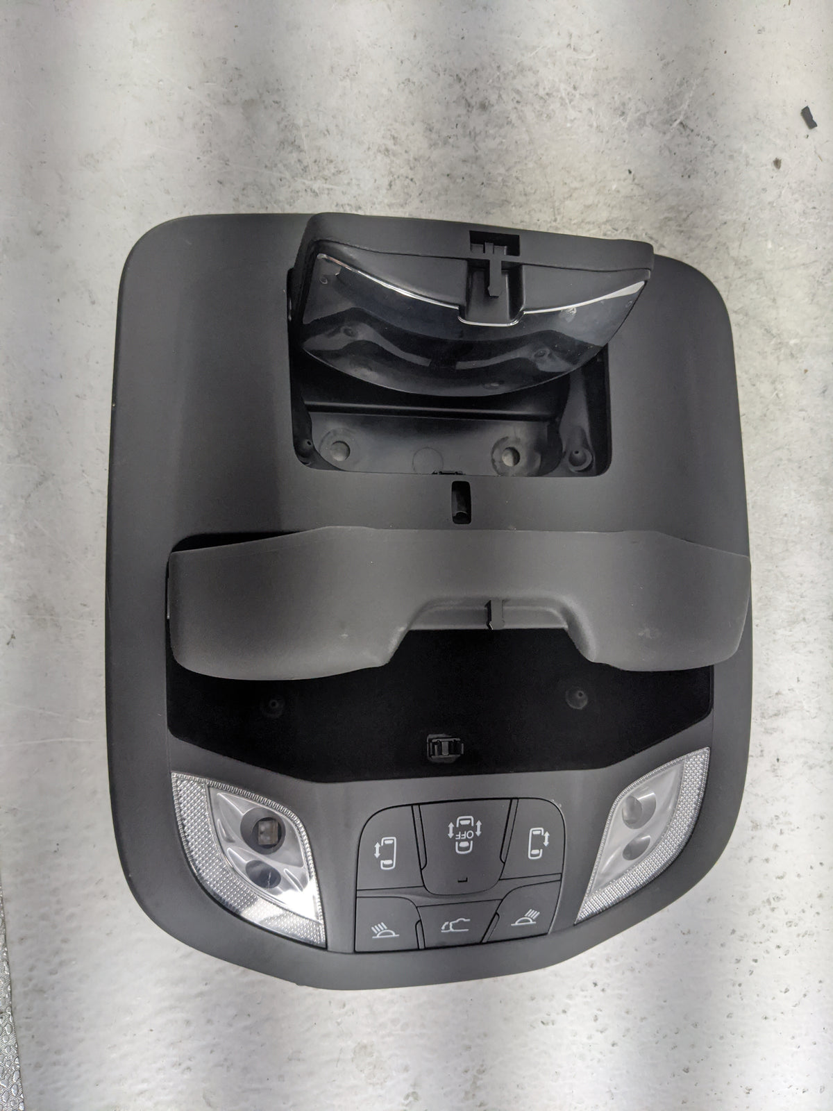 2018-2021 Chrysler Pacifica Overhead Console W/rear Climate Control - Oemusedautoparts1.com