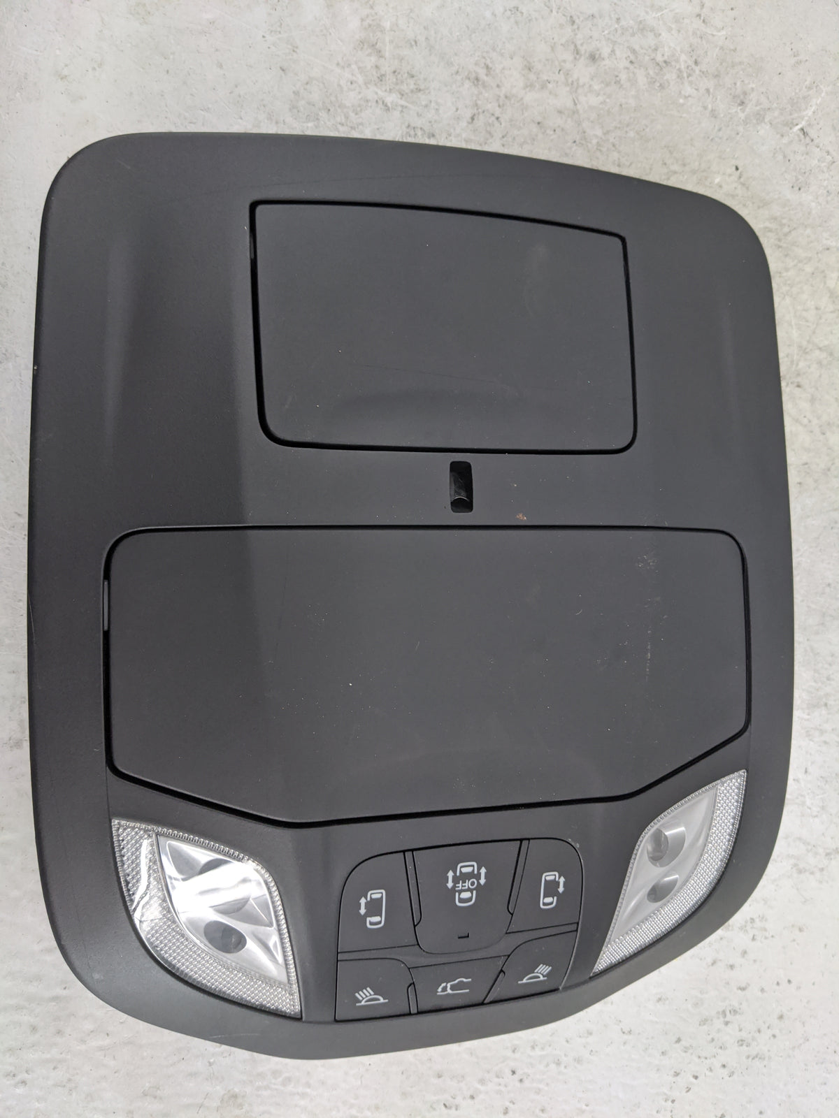 2018-2021 Chrysler Pacifica Overhead Console W/rear Climate Control - Oemusedautoparts1.com