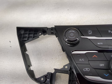 2018-2020 Chrysler Pacifica Climate Control Module Temperature AC/Heater Replacement P/N:P6EV471X8AB T206810270 Fits OEM Used Auto Parts