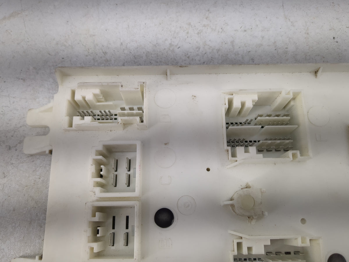 2019-2019 Chrysler Pacifica Body Control Module Bcm - Oemusedautoparts1.com