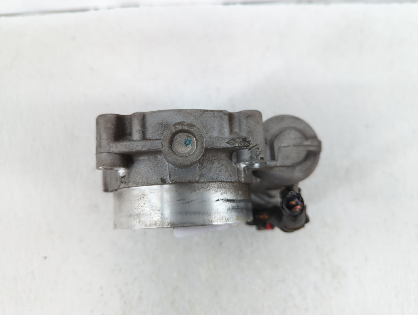 2017 Chrysler Pacifica Throttle Body P/N:05184349AD 05184349AC Fits Fits 2011 2012 2013 2014 2015 2016 2018 2019 OEM Used Au