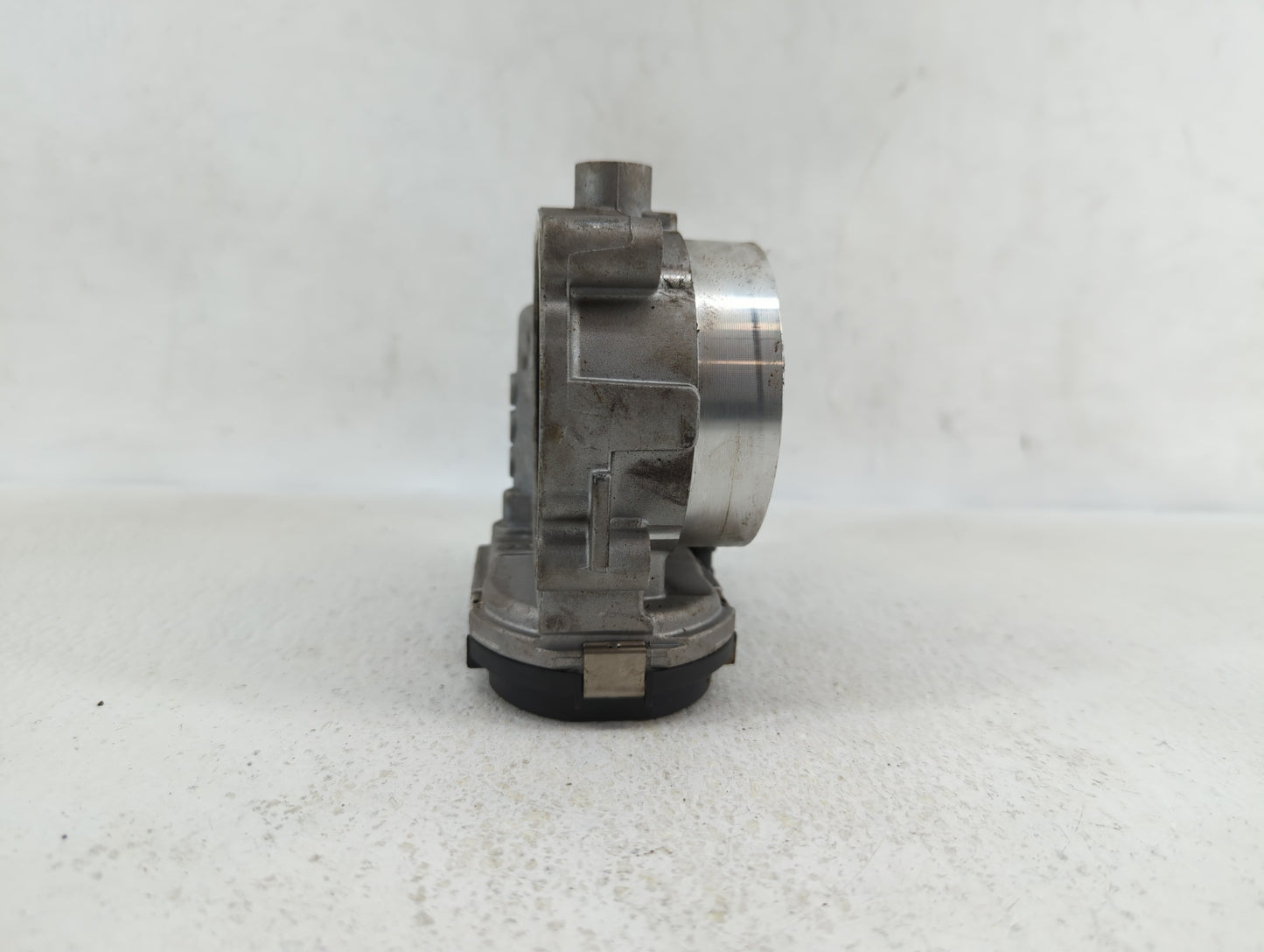 2017 Chrysler Pacifica Throttle Body P/N:05184349AD 05184349AC Fits Fits 2011 2012 2013 2014 2015 2016 2018 2019 OEM Used Au