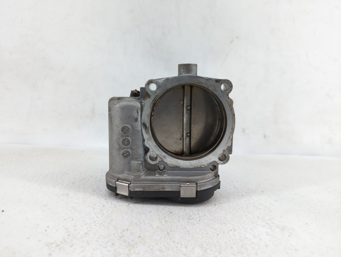 2017 Chrysler Pacifica Throttle Body P/N:05184349AD 05184349AC Fits Fits 2011 2012 2013 2014 2015 2016 2018 2019 OEM Used Au