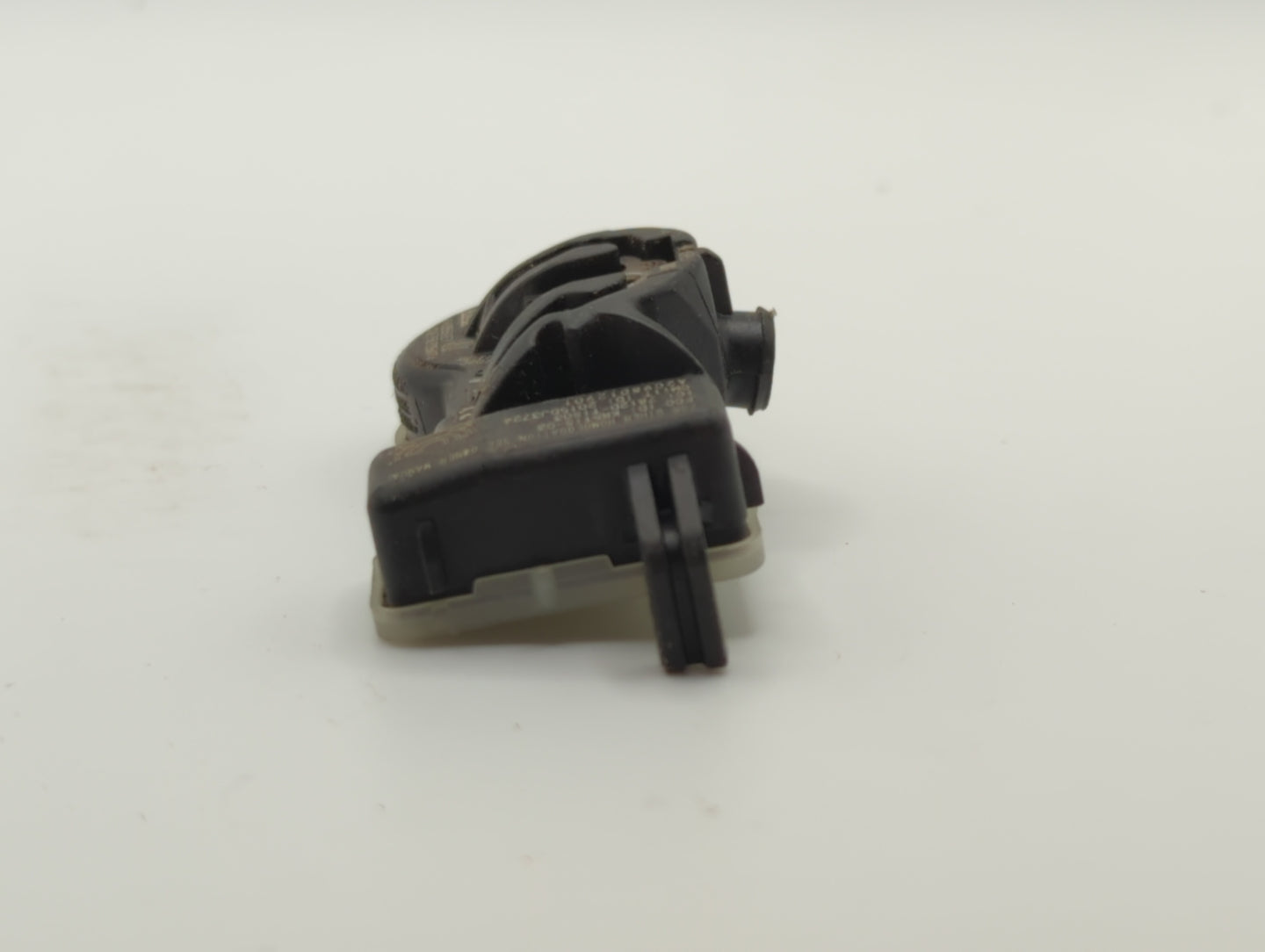 2019 Chrysler Pacifica Tire Pressure Monitoring System Sensor Tpms - Oemusedautoparts1.com