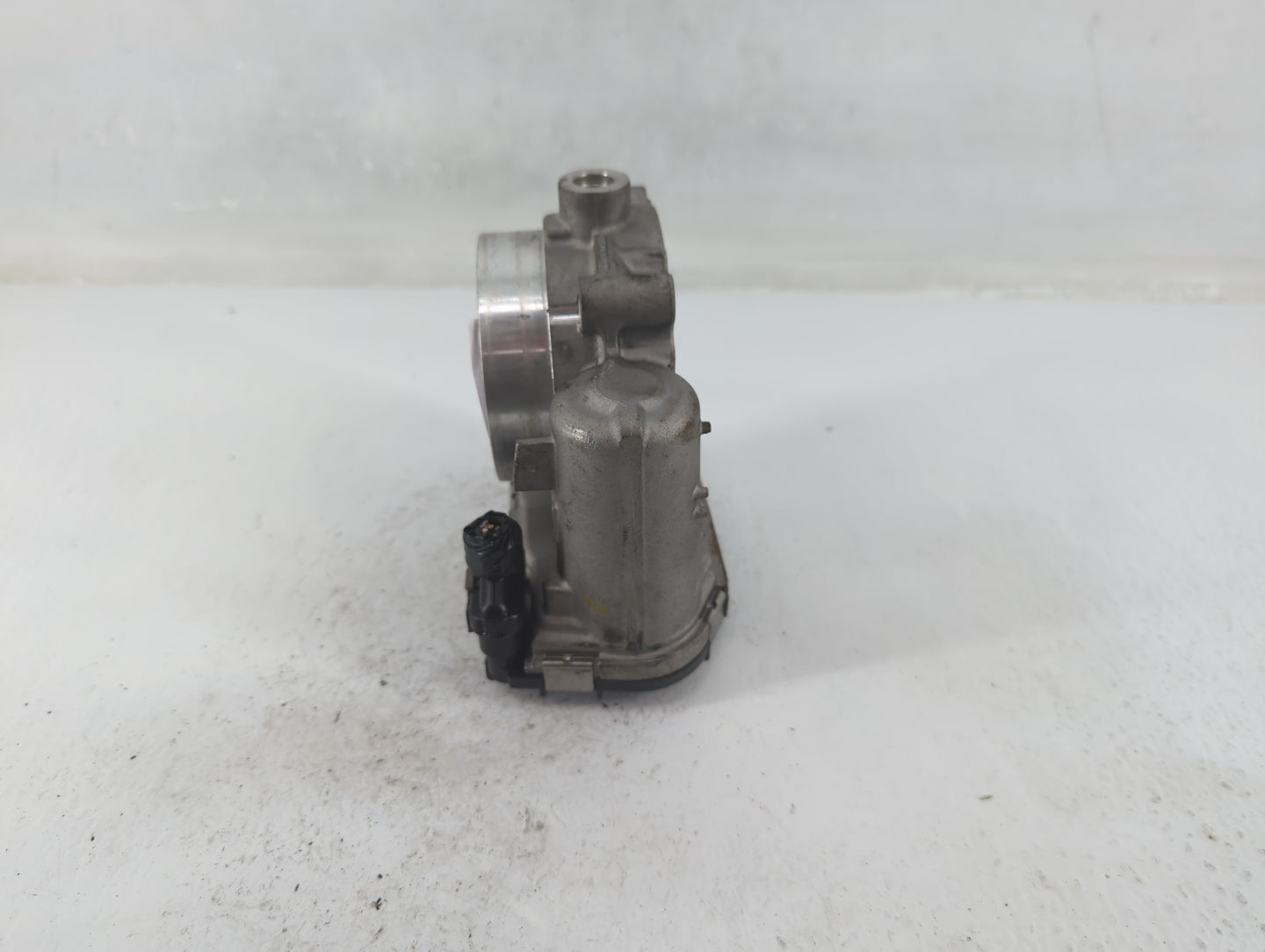 2017-2022 Chrysler Pacifica Throttle Body P/N:0 280 750 770 05184349AE Fits OEM Used Auto Parts - Oemusedautoparts1.com