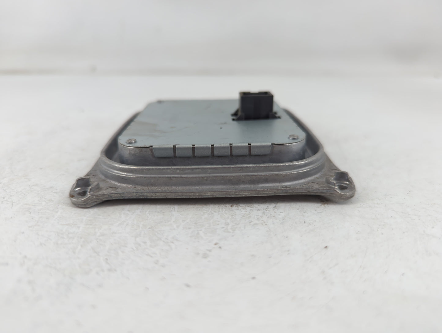 2019 Chrysler Pacifica Headlight Ballast Head Light - Oemusedautoparts1.com