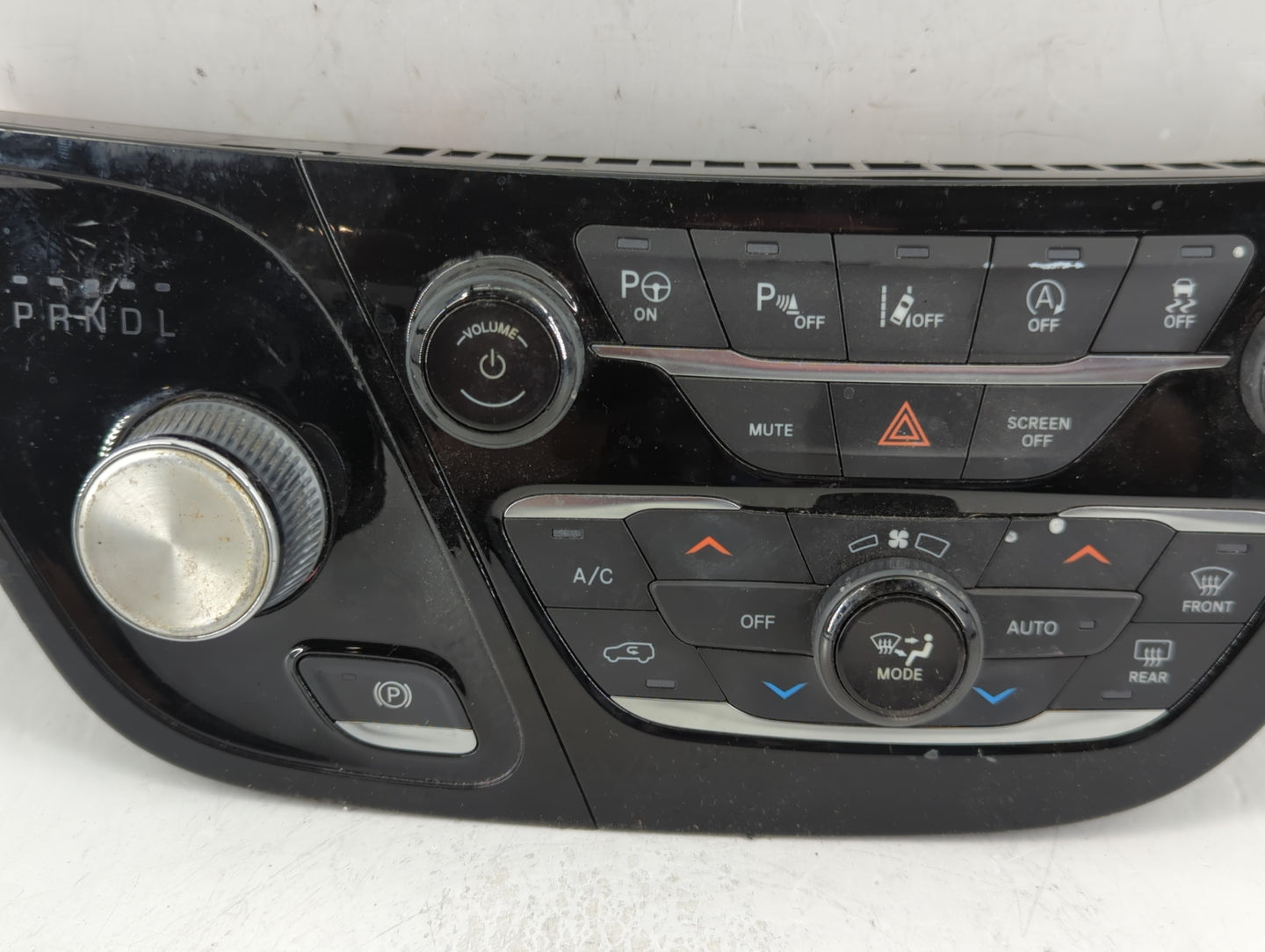 2018-2020 Chrysler Pacifica Climate Control Module Temperature AC/Heater Replacement P/N:T264810038 P6EV491X8AB Fits OEM Use