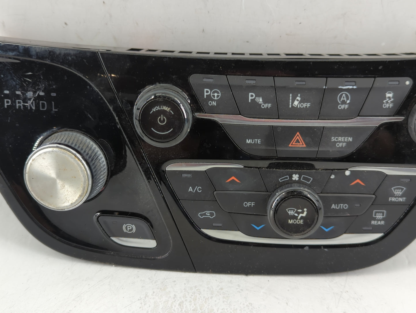 2018-2020 Chrysler Pacifica Climate Control Module Temperature AC/Heater Replacement P/N:T264810038 P6EV491X8AB Fits OEM Use