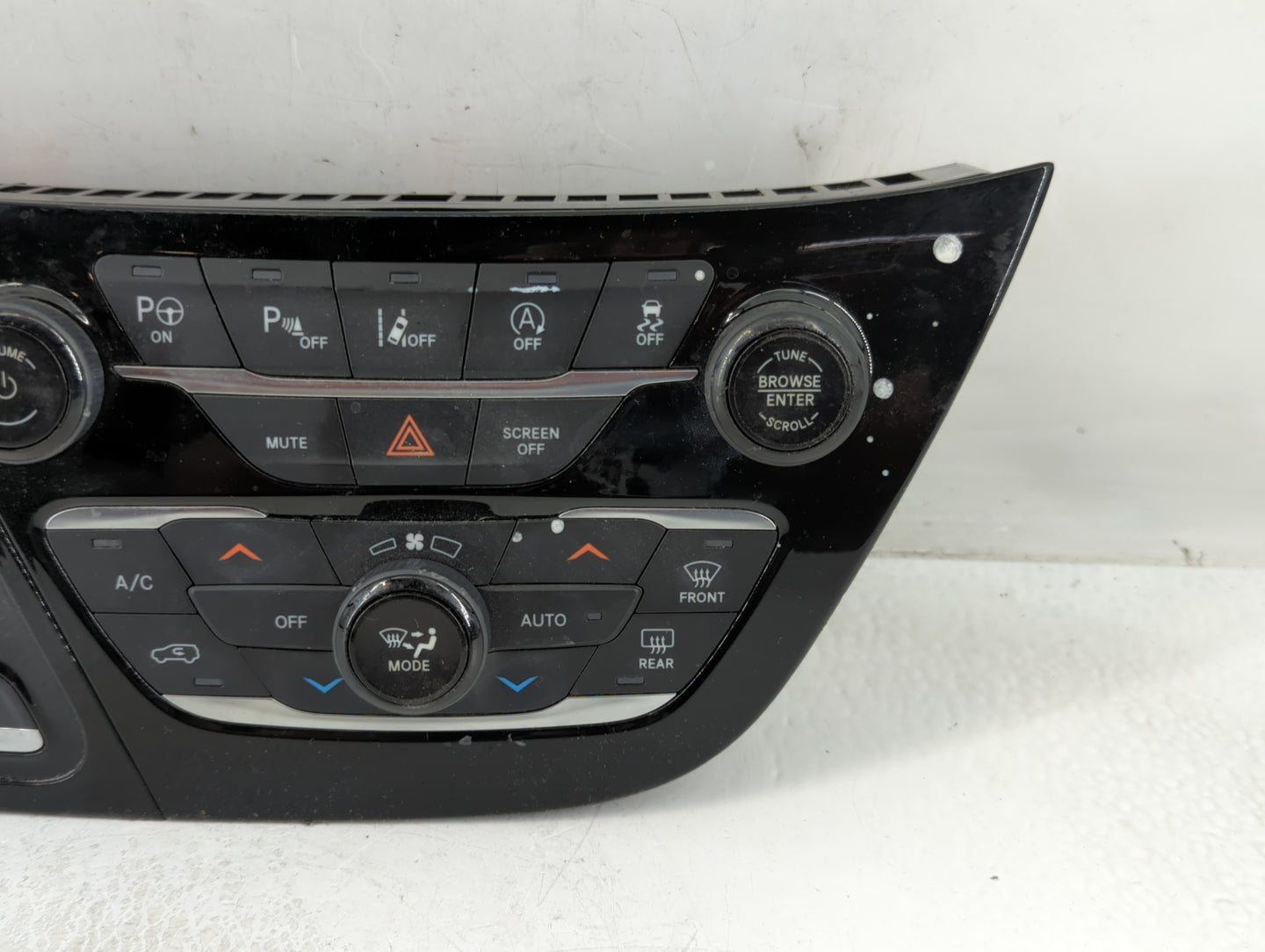 2018-2020 Chrysler Pacifica Climate Control Module Temperature AC/Heater Replacement P/N:T264810038 P6EV491X8AB Fits OEM Use