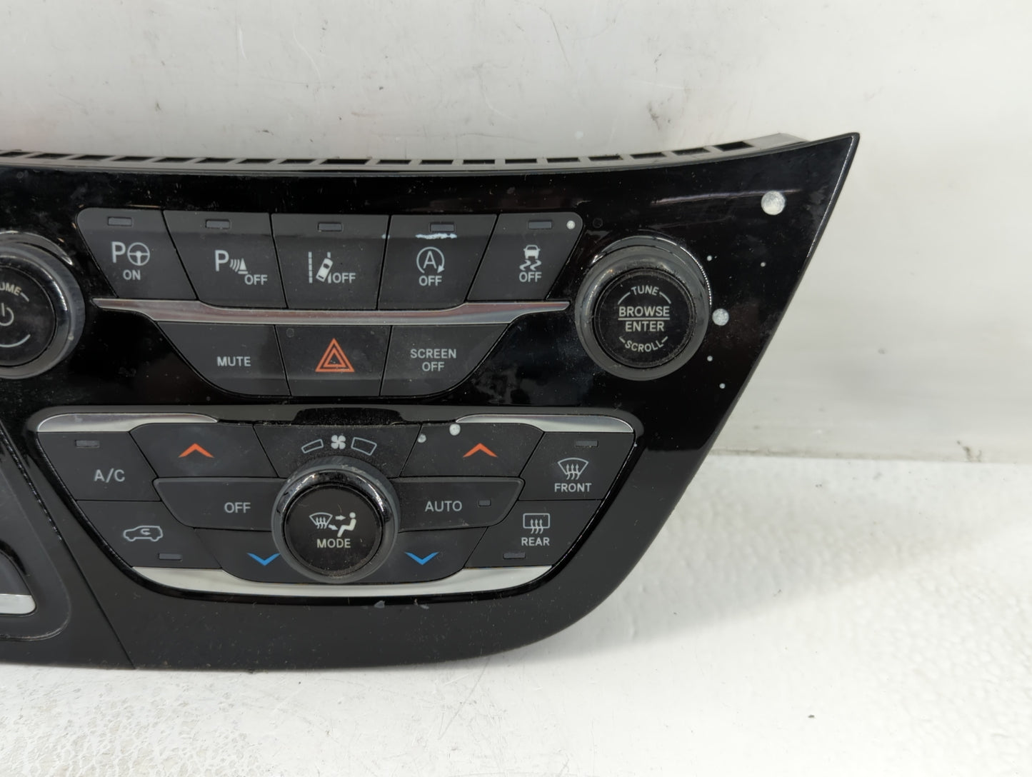 2018-2020 Chrysler Pacifica Climate Control Module Temperature AC/Heater Replacement P/N:T264810038 P6EV491X8AB Fits OEM Use