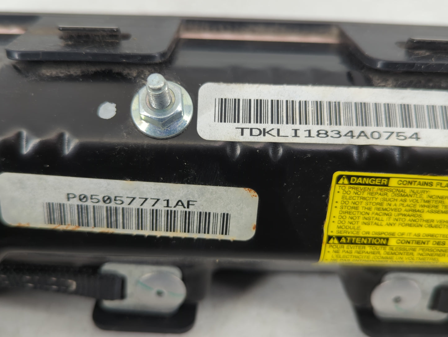 2013-2016 Chrysler Town & Country Air Bag Passenger Right Dashboard Oem - Oemusedautoparts1.com