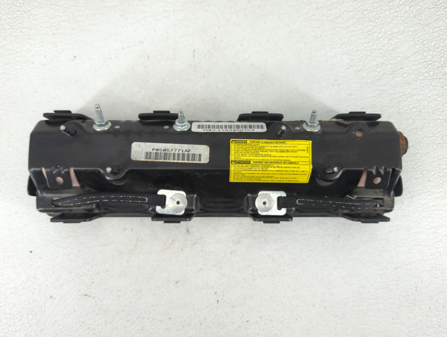 2013-2016 Chrysler Town & Country Air Bag Passenger Right Dashboard Oem - Oemusedautoparts1.com