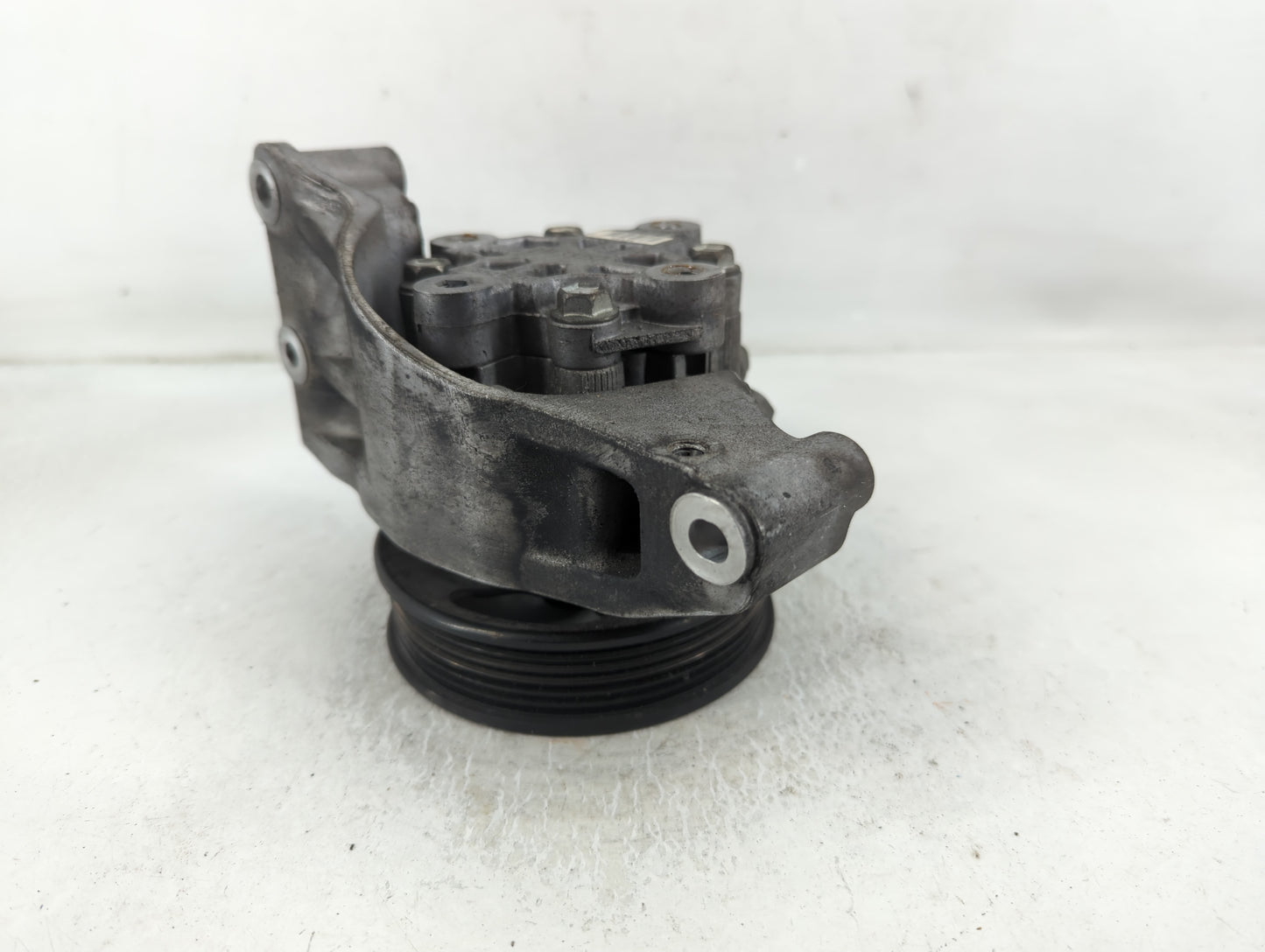 2019 Chrysler Town & Country Power Steering Column Pump Oem - Oemusedautoparts1.com