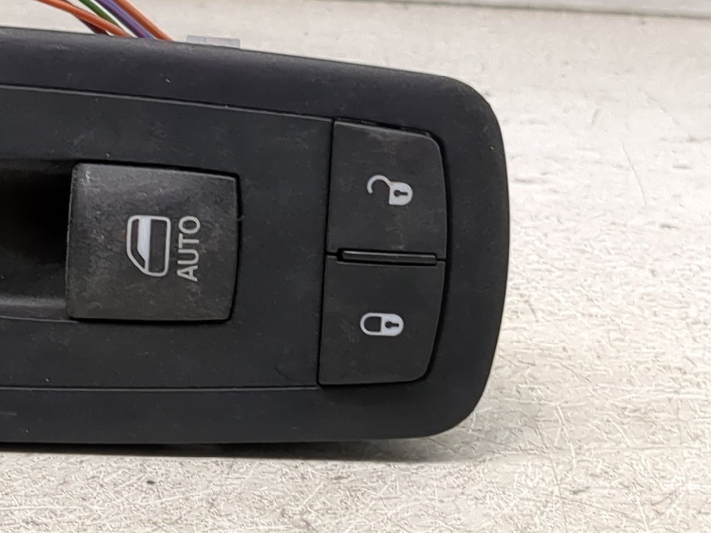 Dodge 2500 Pickup Passenger Right Power Window Switch 68298088aa|10136325 - Oemusedautoparts1.com