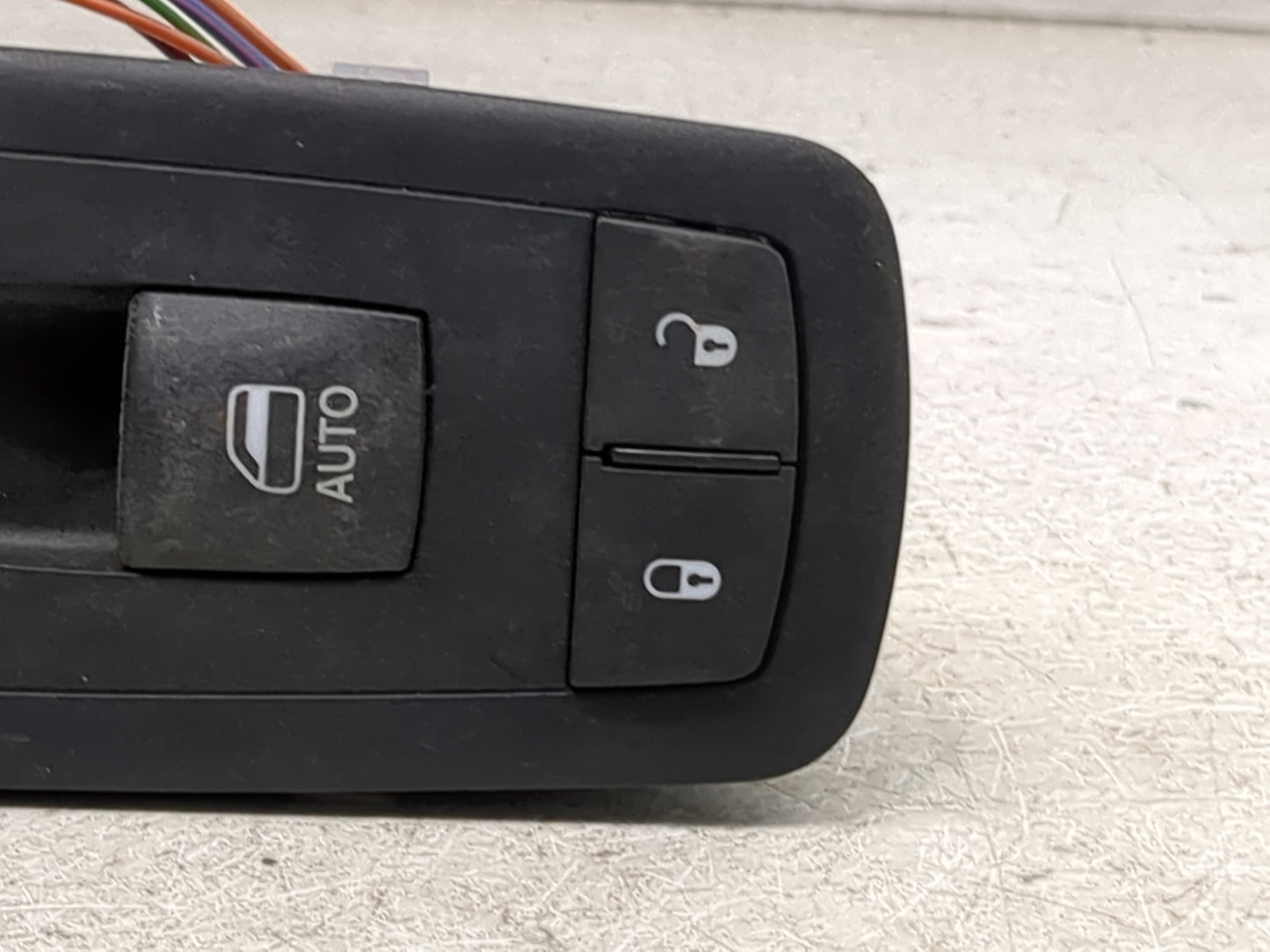 Dodge 2500 Pickup Passenger Right Power Window Switch 68298088aa|10136325 - Oemusedautoparts1.com
