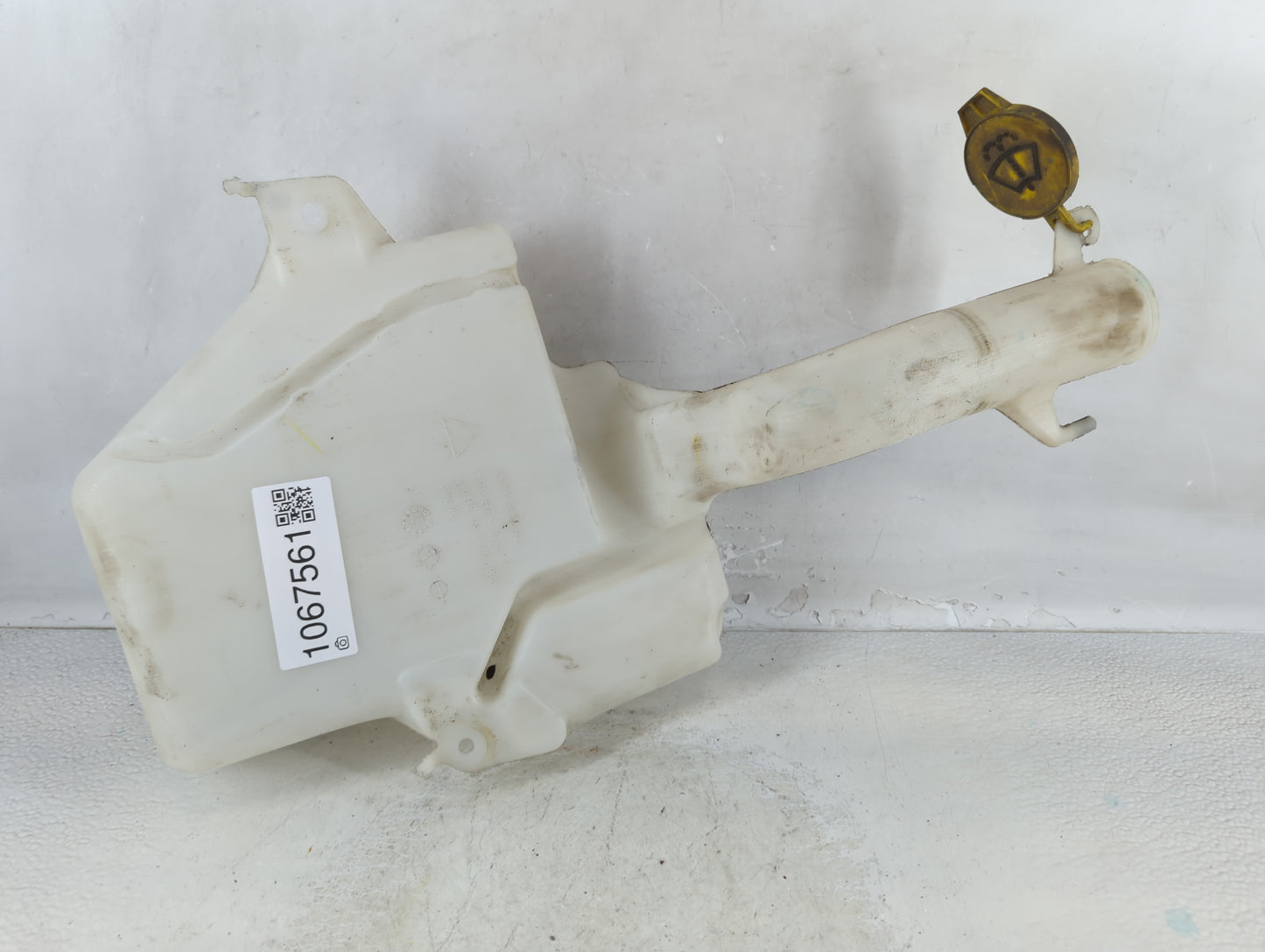Dodge Caravan Windshield Washer Fluid Reservoir Bottle Oem - Oemusedautoparts1.com