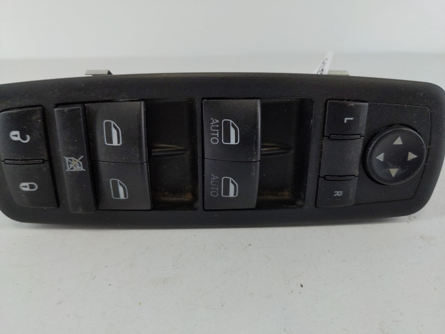 2019 Dodge Caravan Master Power Window Switch Replacement Driver Side Left P/N:68298871AA Fits OEM Used Auto Parts - Oemused