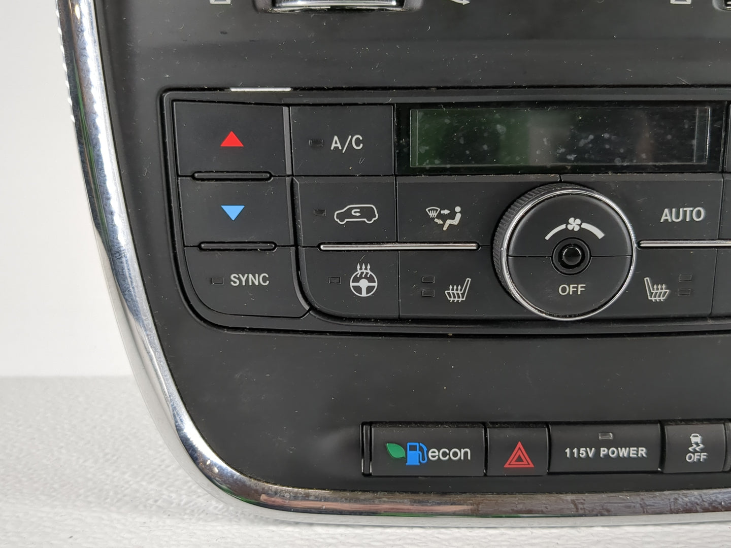 2019 Dodge Caravan Climate Control Module Temperature AC/Heater Replacement P/N:55111367AI Fits OEM Used Auto Parts - Oemuse