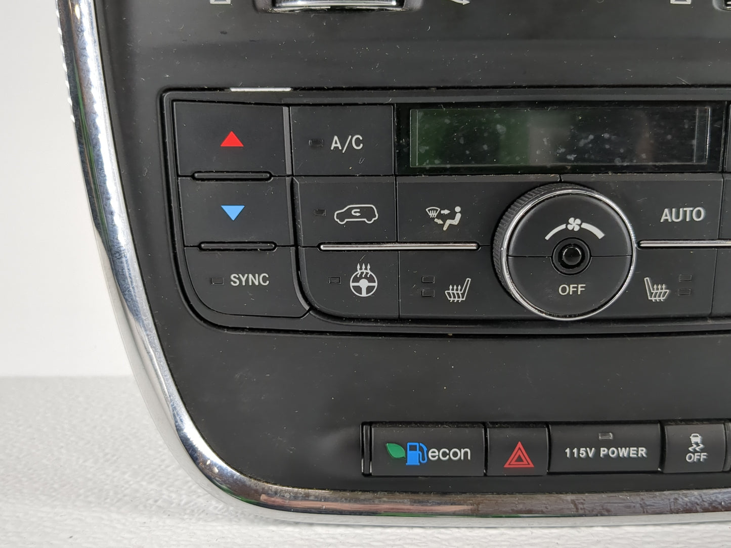 2019 Dodge Caravan Climate Control Module Temperature AC/Heater Replacement P/N:55111367AI Fits OEM Used Auto Parts - Oemuse