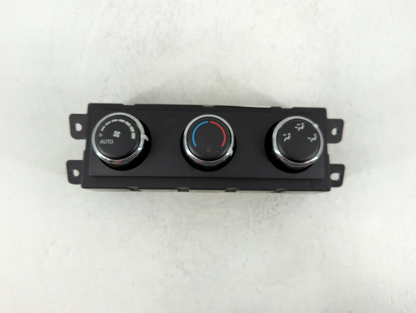 2019 Dodge Caravan Climate Control Module Temperature AC/Heater Replacement P/N:55111313AC Fits OEM Used Auto Parts - Oemuse