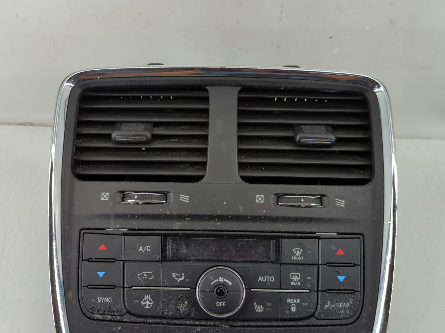 2019 Dodge Caravan Climate Control Module Temperature AC/Heater Replacement P/N:5111367AI Fits OEM Used Auto Parts - Oemused