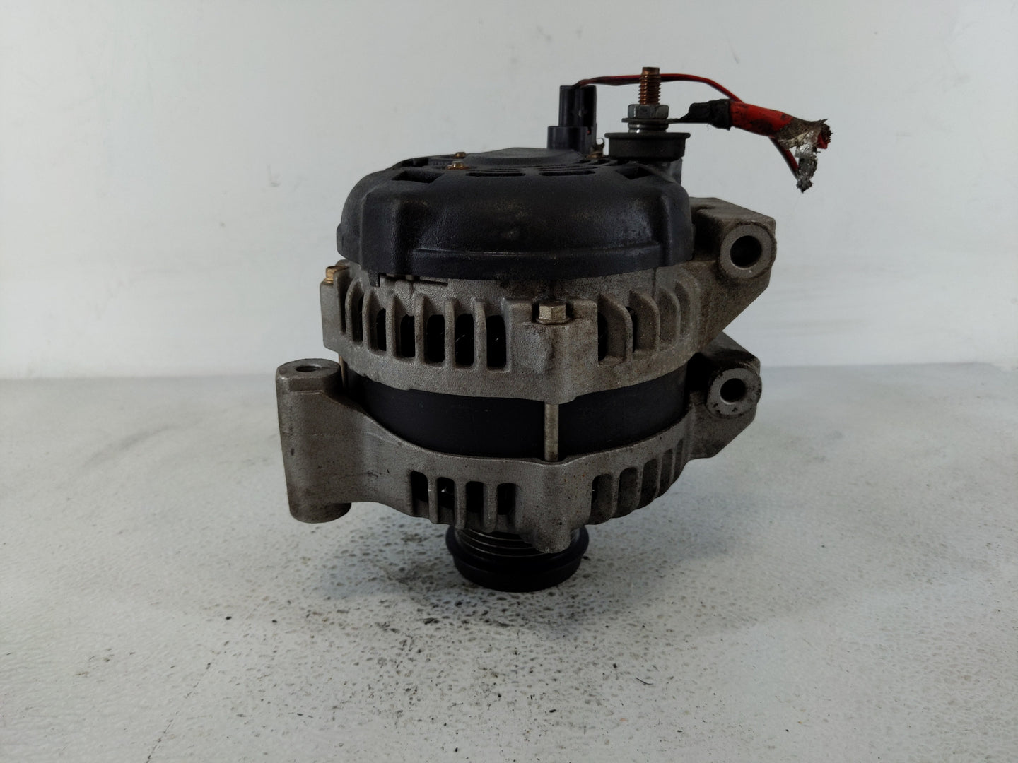 2019 Dodge Caravan Alternator Replacement Generator Charging Assembly Engine OEM Fits OEM Used Auto Parts - Oemusedautoparts