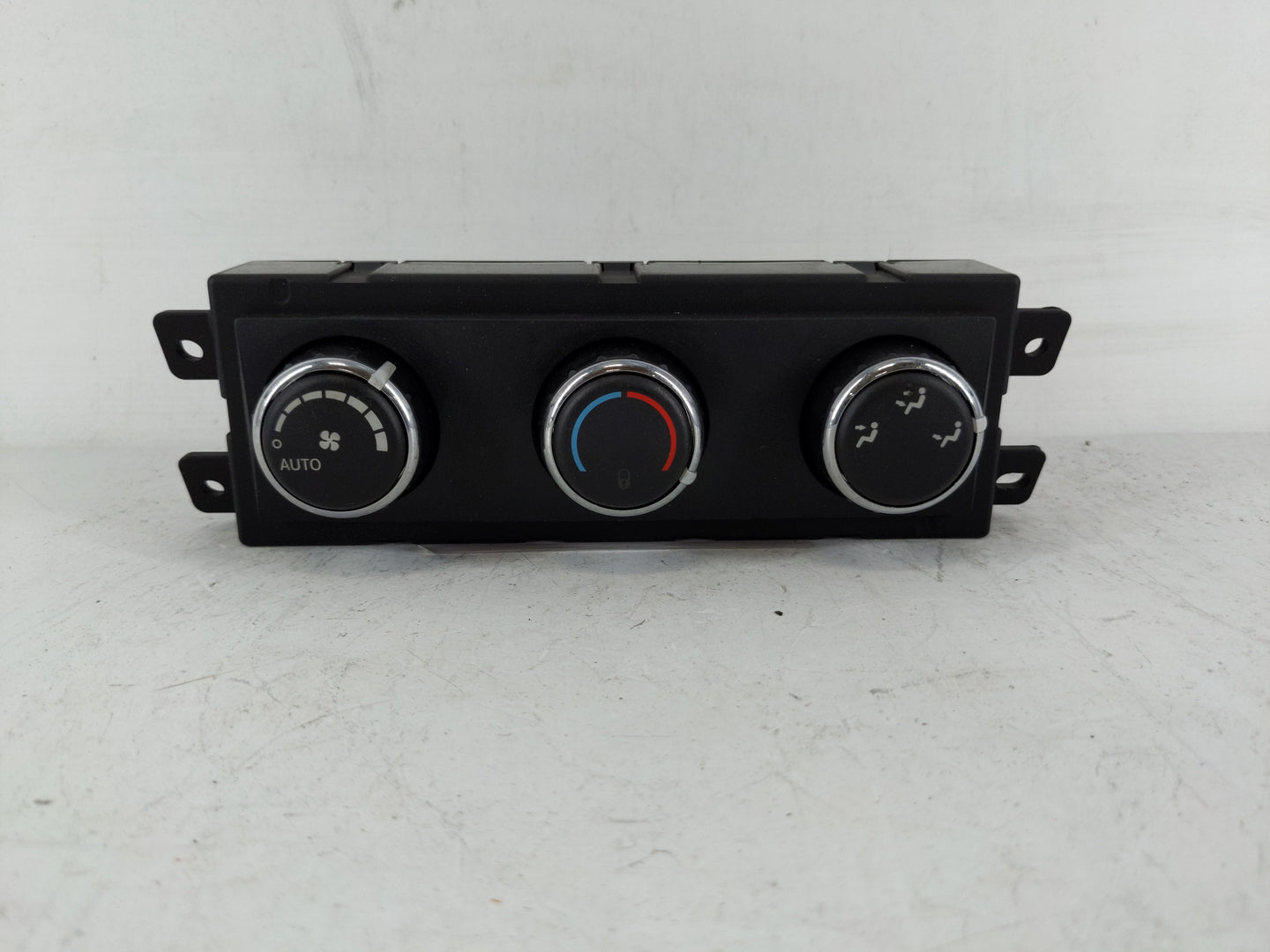 2019 Dodge Caravan Climate Control Module Temperature AC/Heater Replacement P/N:55111313AC Fits OEM Used Auto Parts - Oemuse
