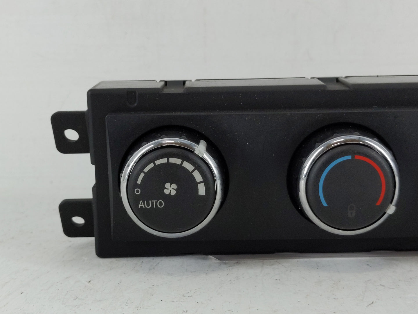 2019 Dodge Caravan Climate Control Module Temperature AC/Heater Replacement P/N:55111313AC Fits OEM Used Auto Parts - Oemuse