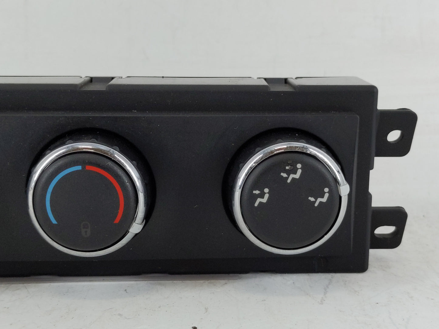 2019 Dodge Caravan Climate Control Module Temperature AC/Heater Replacement P/N:55111313AC Fits OEM Used Auto Parts - Oemuse