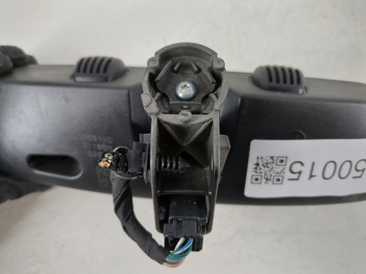 2019 Dodge Caravan Interior Rear View Mirror Replacement OEM P/N:68203591AD Fits Fits 2018 2020 OEM Used Auto Parts - Oemuse